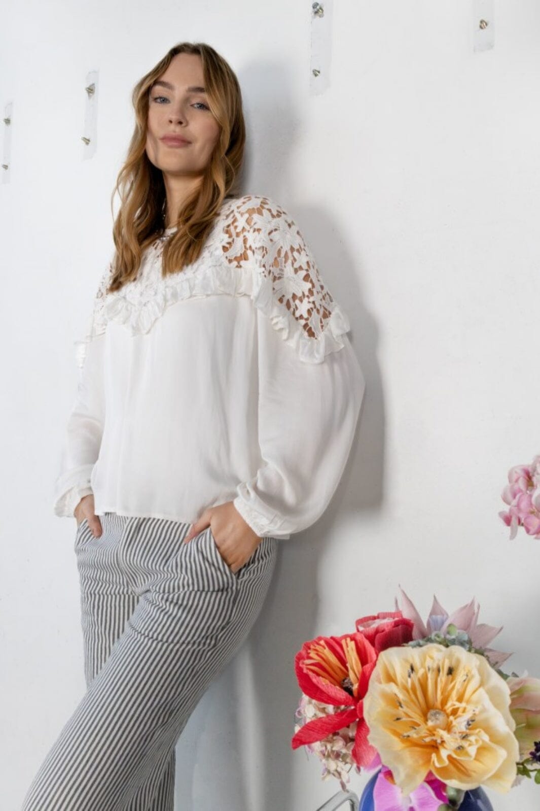 Black Colour - Bcjolanda Lace Blouse - White Bluser 