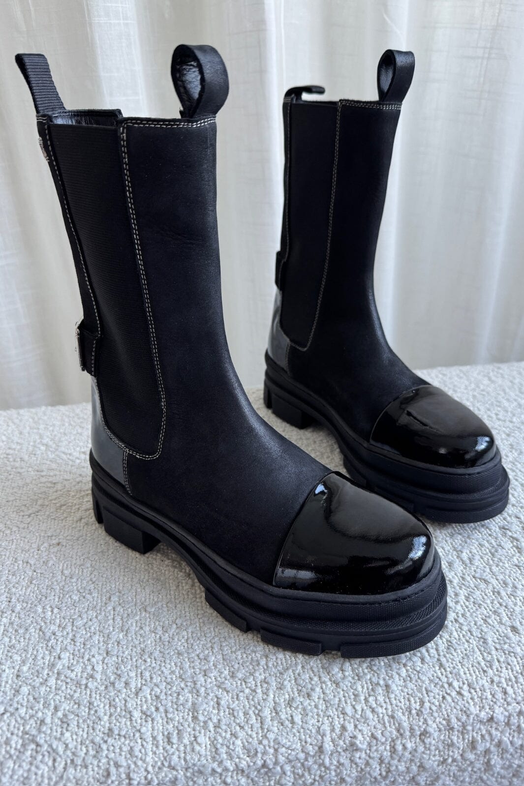 Copenhagen Shoes - The Belive Boot - 038 Black Patent Støvler 