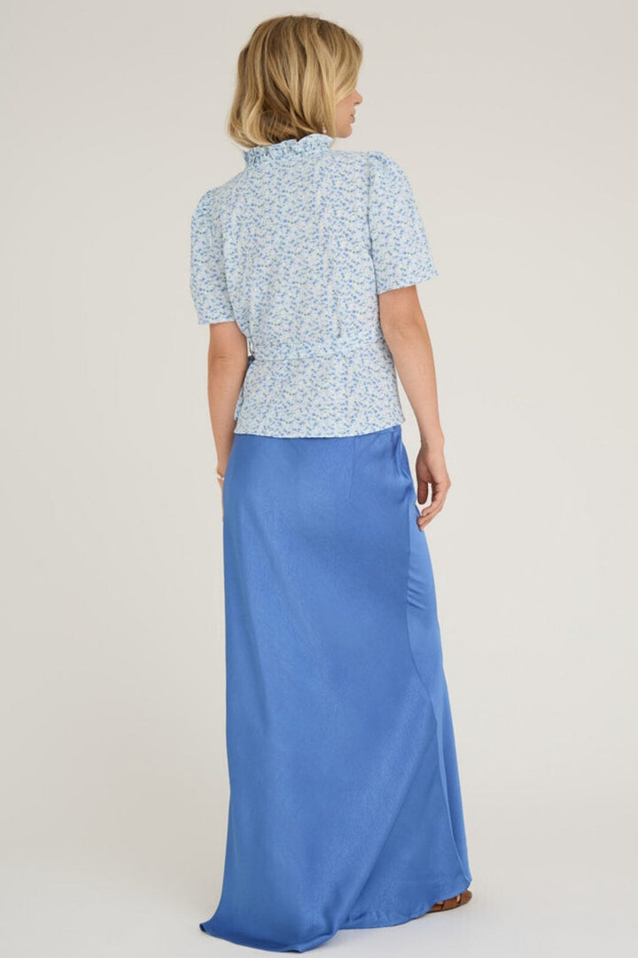 A-View - Peony Wrap Blouse - 091 Blue/White