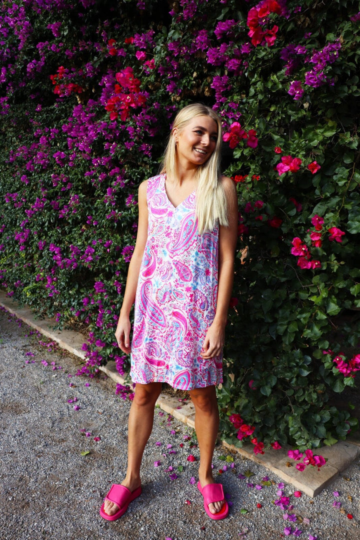 Forudbestilling - Liberte - Elin-Dress - Pink Paisley (Juni/Juli) Kjoler 