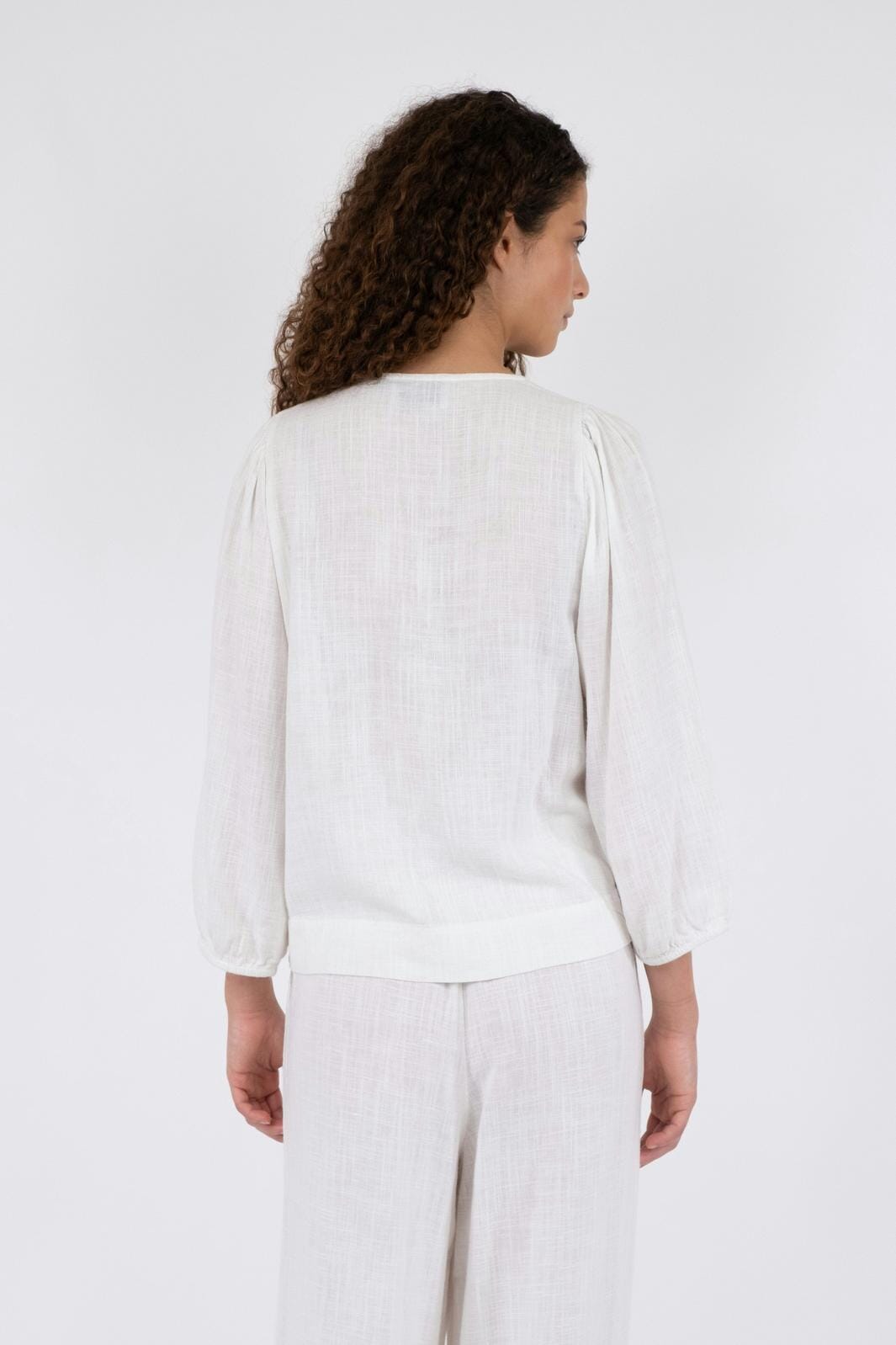 Neo Noir - Sarla Soft Linen Blouse - White