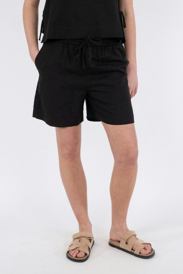 Forudbestilling - Neo Noir - Shea Linen Shorts - Black Shorts 