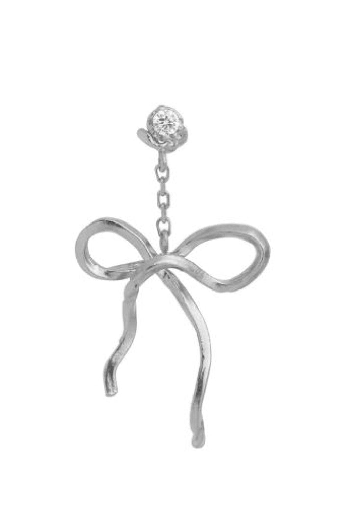 Forudbestilling - Stine A - Dangling Flow Bow Earring Silver- Single - 1362-00 Øreringe 