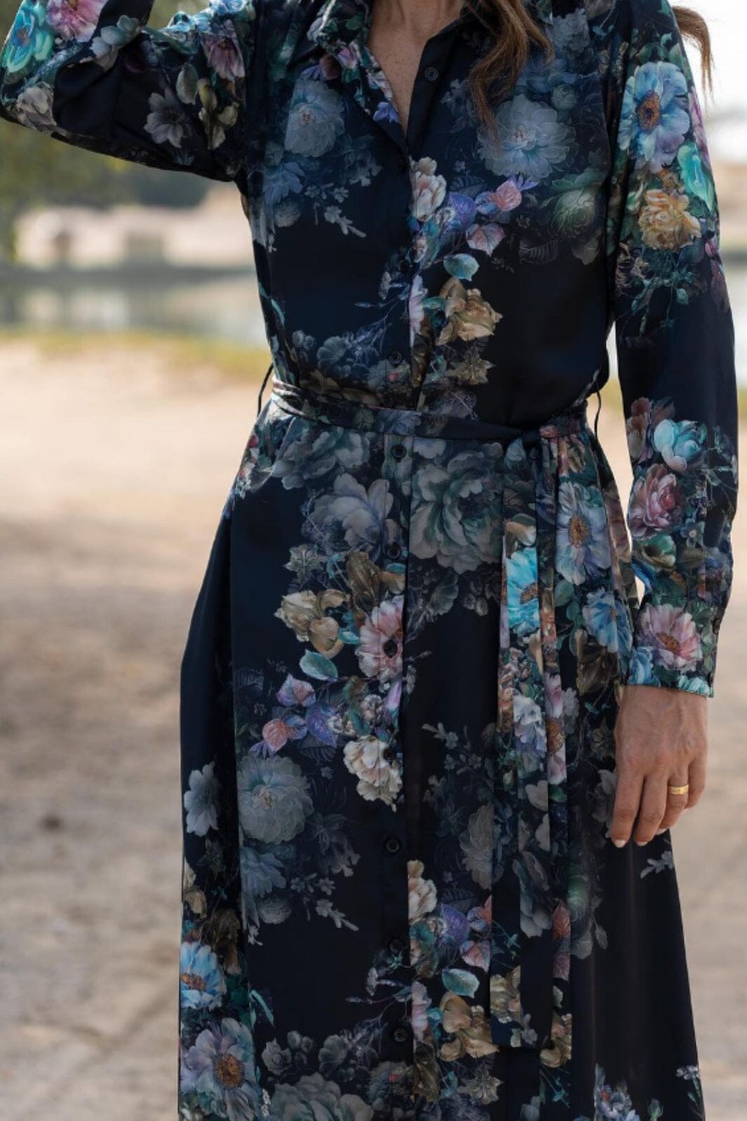 Karmamia - Carla Dress - Daisy Noir Wildflower Kjoler 