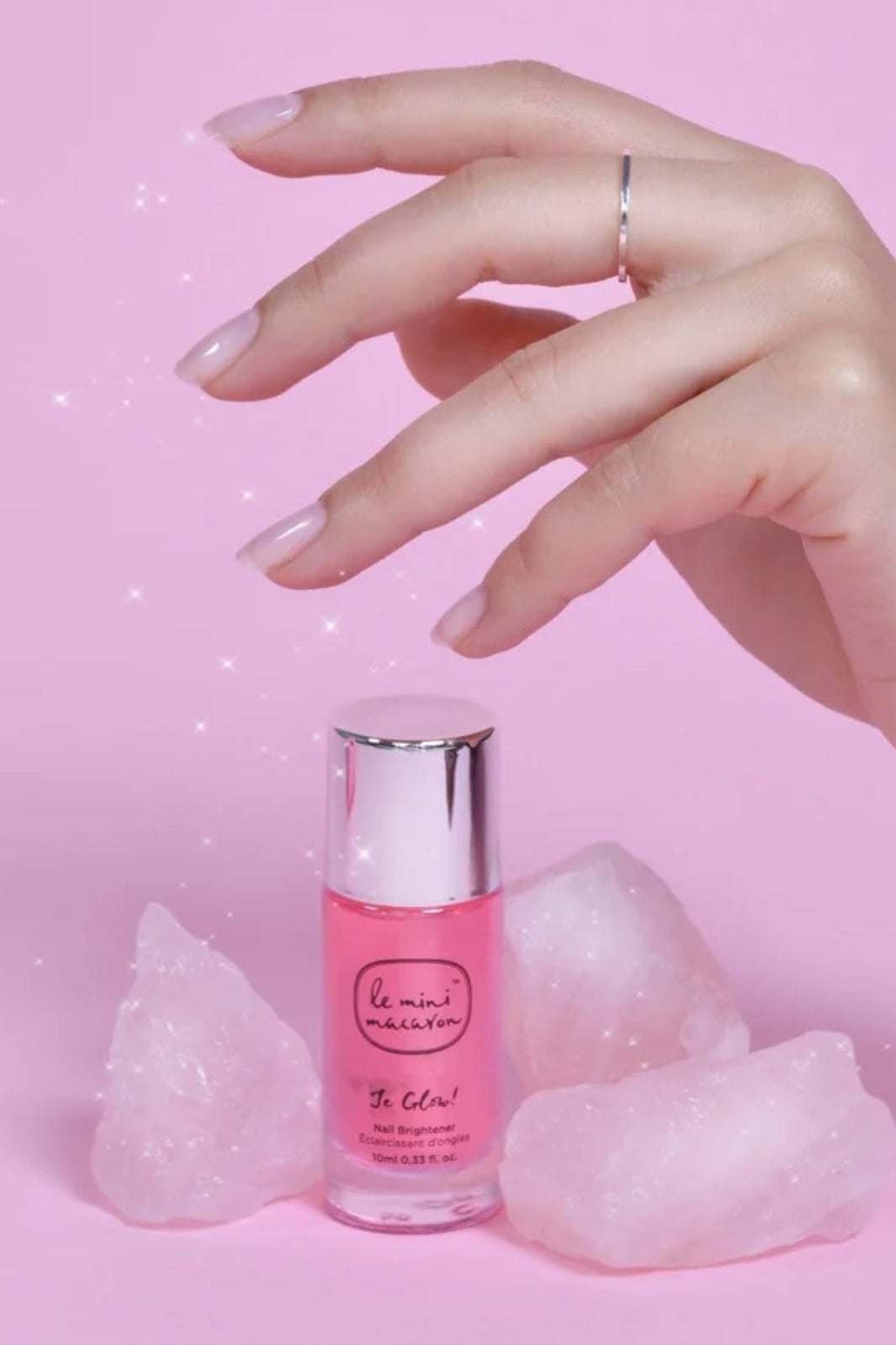 Le Mini Macaron - Je Glow Nail Brightener Neglelak 