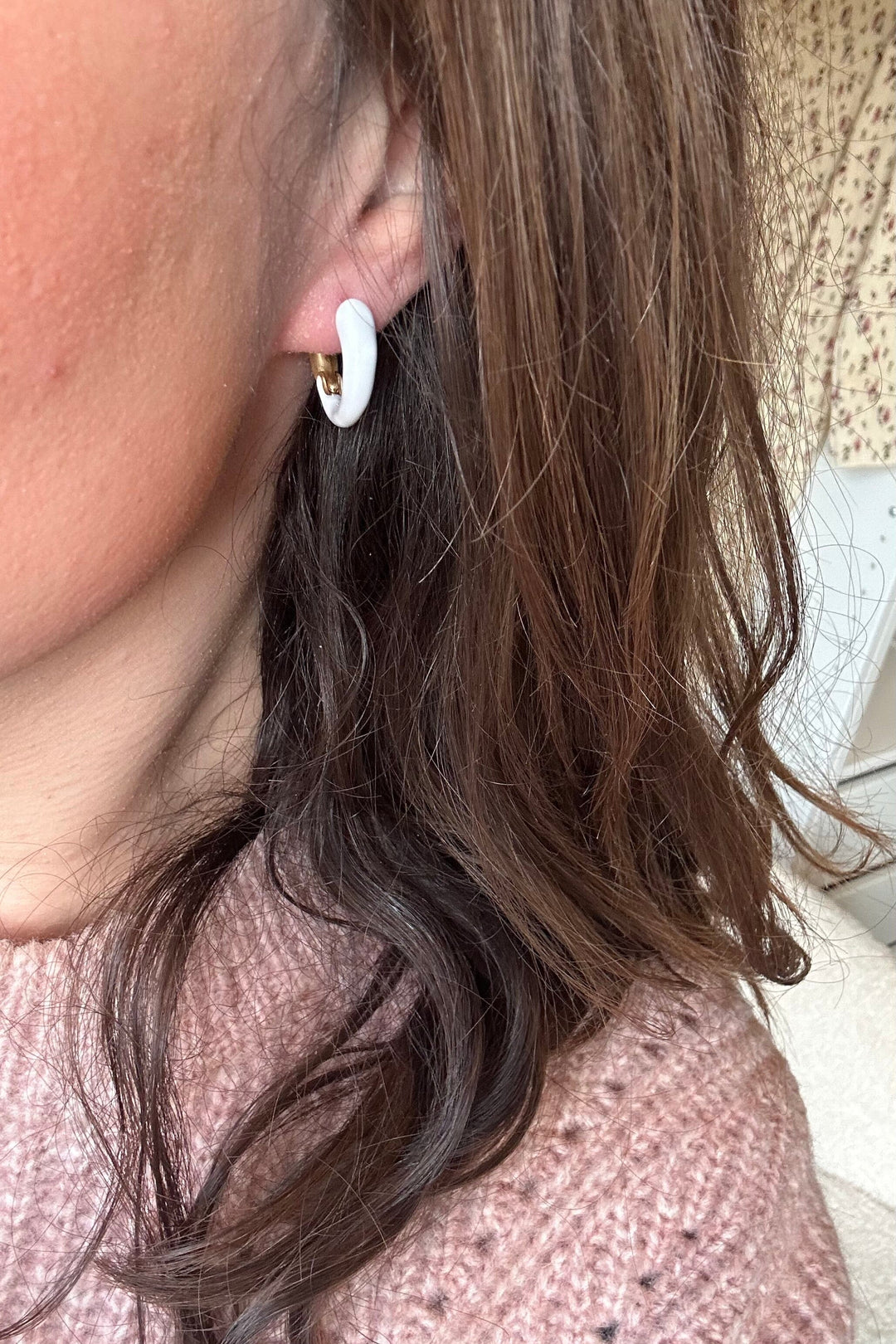 Mellow Moon - Colorful Hoops - White Øreringe 