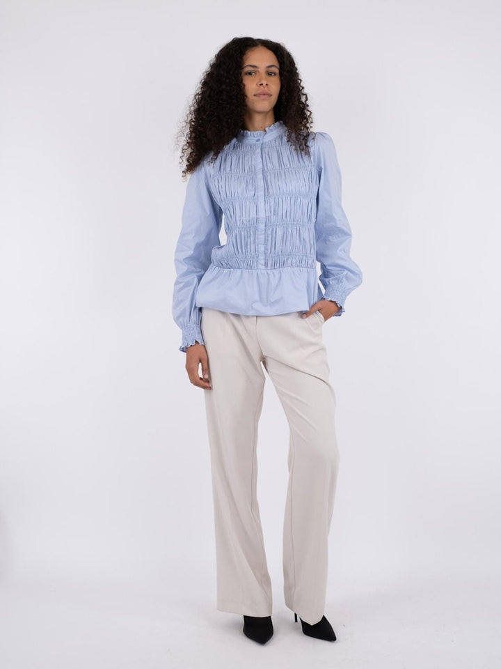 Neo Noir - Alaska Smock Blouse - Light Blue Bluser 