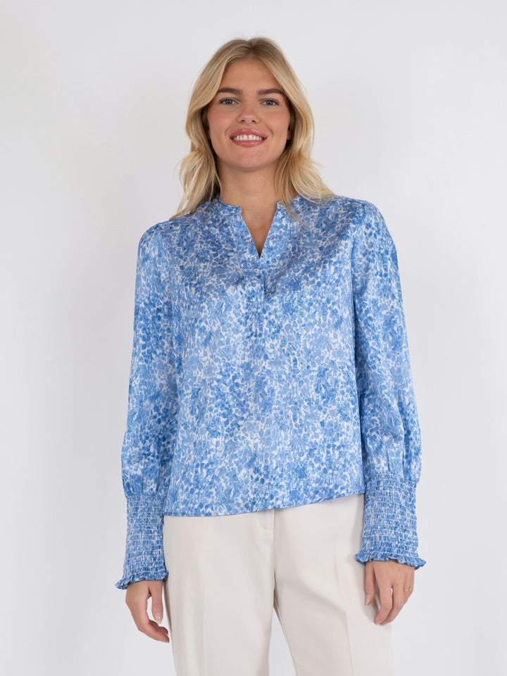 Neo Noir - Landa Blooming Dot Blouse - Blue