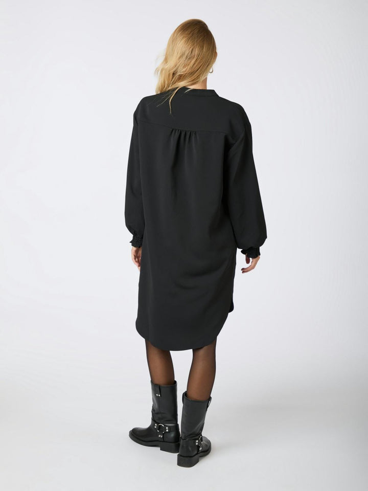 Neo Noir - Lexia Crepe Dress - Black Kjoler 