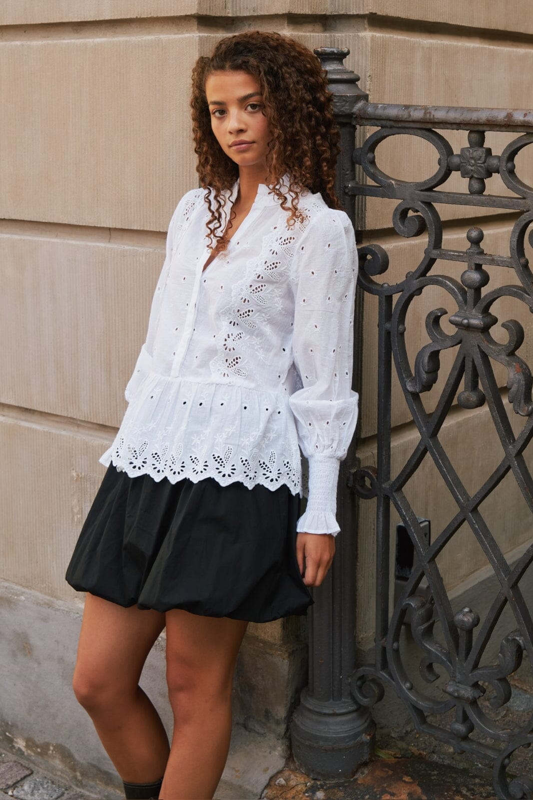 Neo Noir - Maviana Emb Blouse - White Skjorter 