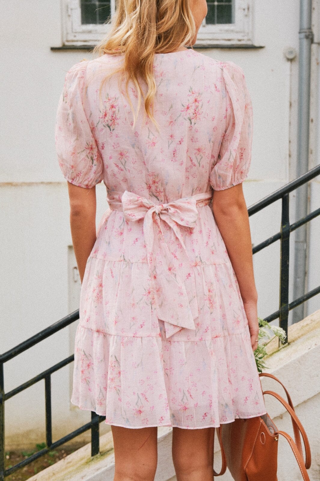 Neo Noir - Wendi Flower Crepe Dress - Light Pink Kjoler 