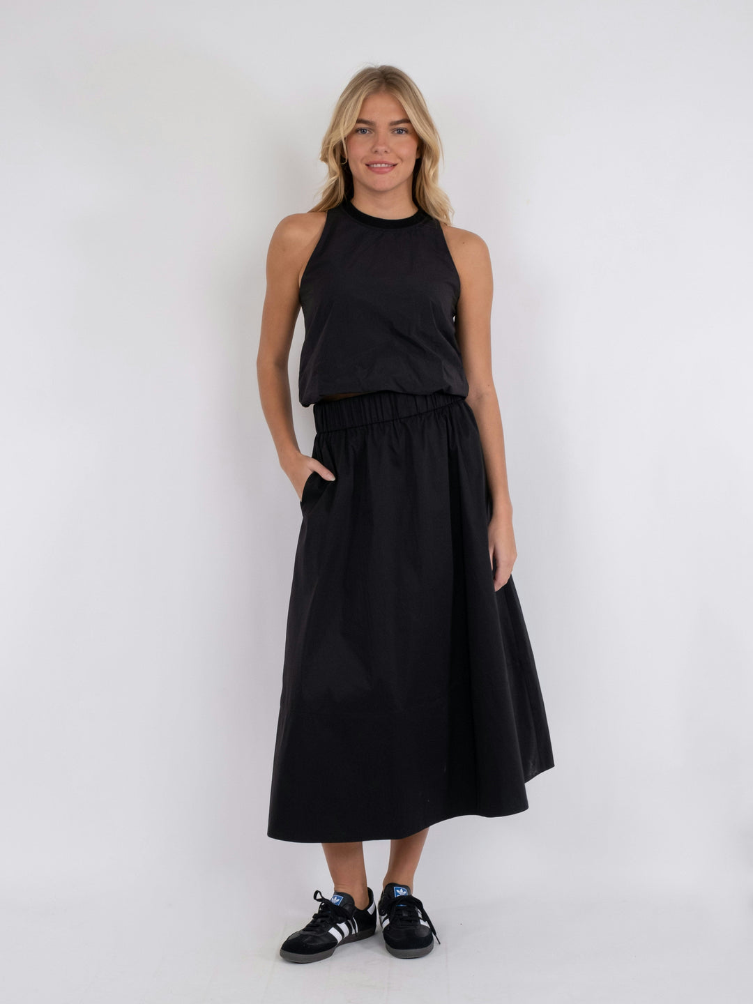 Neo Noir - Yara Poplin Skirt - Black