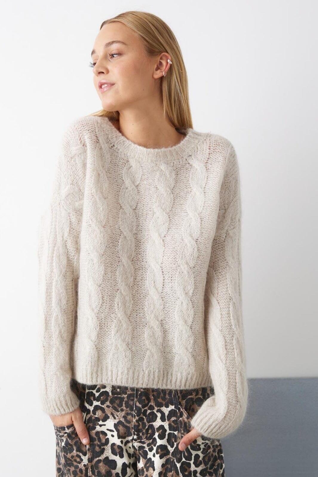 Noella - Jazlyn Knit - 025 Oatmeal Strikbluser 