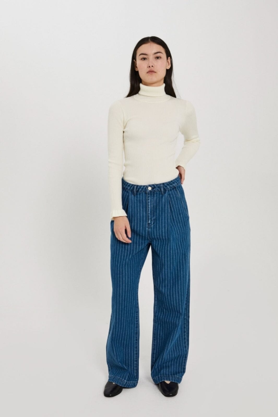 Norr - Kenzie Pleat Wide Jeans - Clear Blue W. Stripes Bukser 