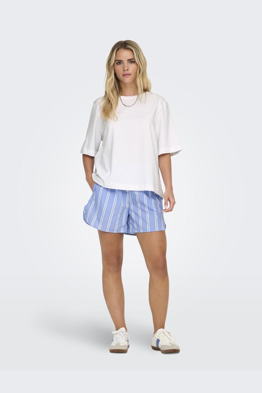 Only - Onllina S/S Boxy Tee - 3560386 White