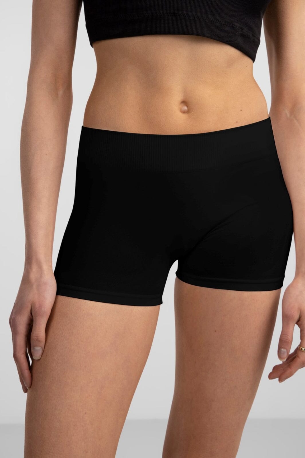 Pieces - London Mini Shorts - Black Shorts 