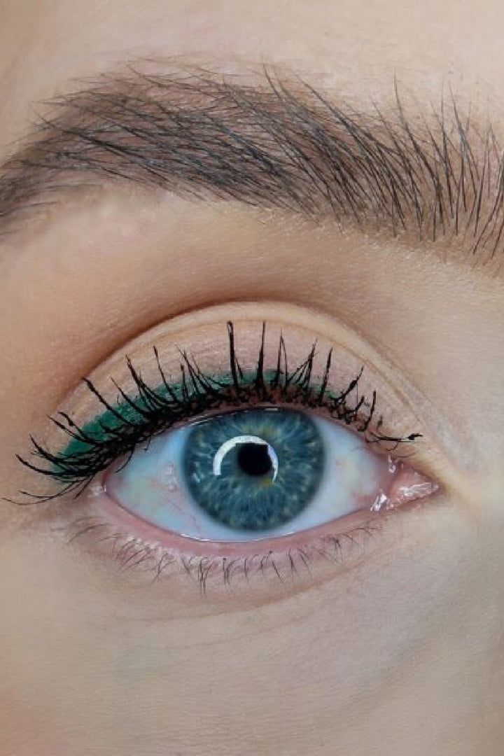 Sandstone - Eyeliner - Green Makeup 