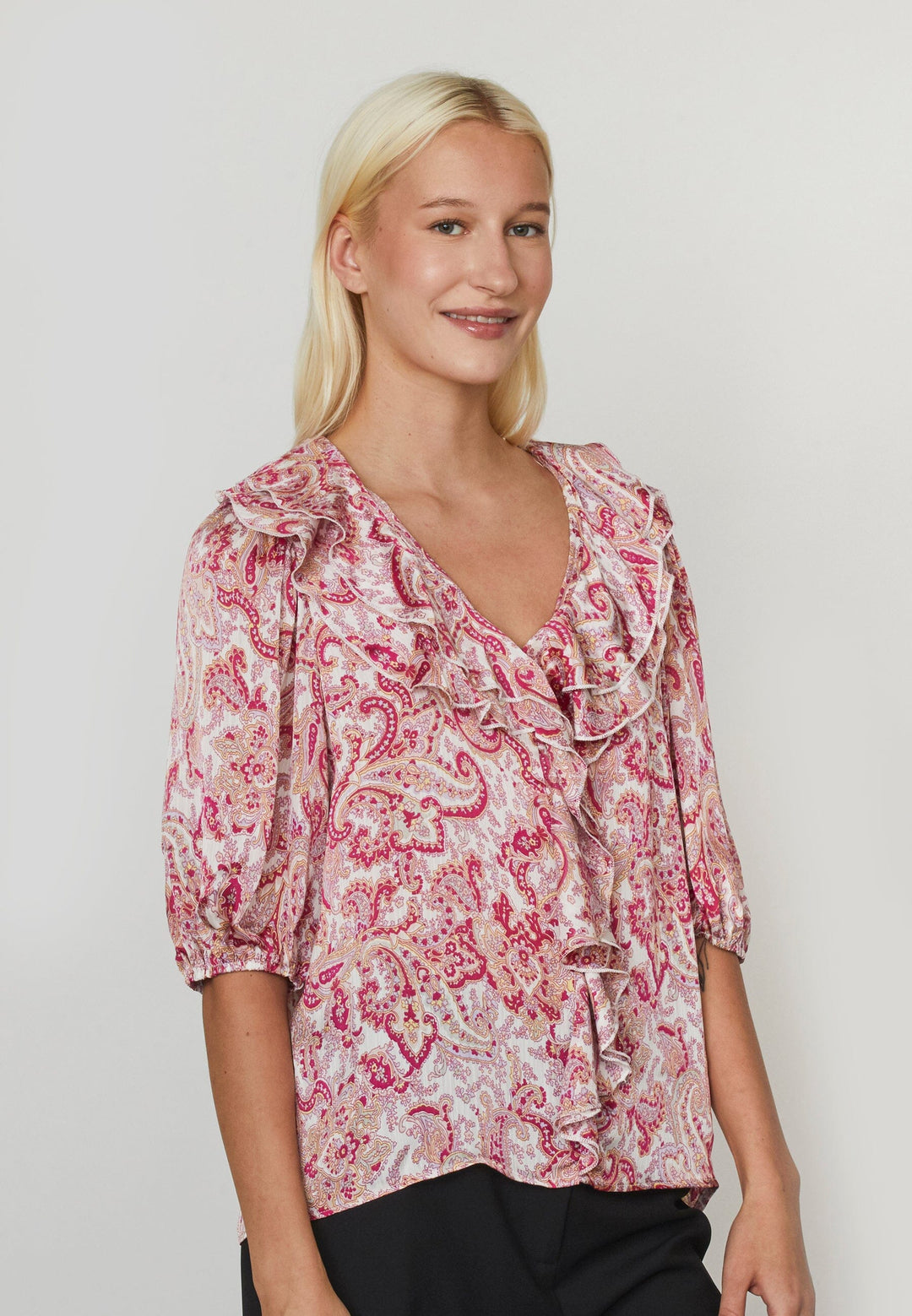 Sisters Point - Got-It.Ss - 502 Pink Paisley Bluser 