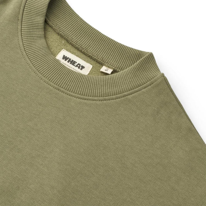 Wheat Collab - Crewneck Momu - 4140 Green